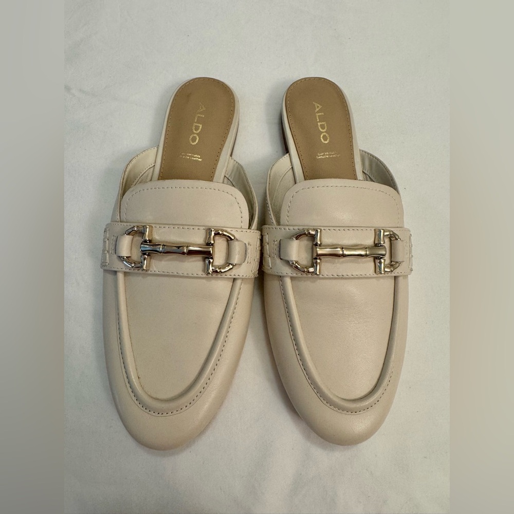 ALDO Women's Cream Mules with Gold Accent Size 7